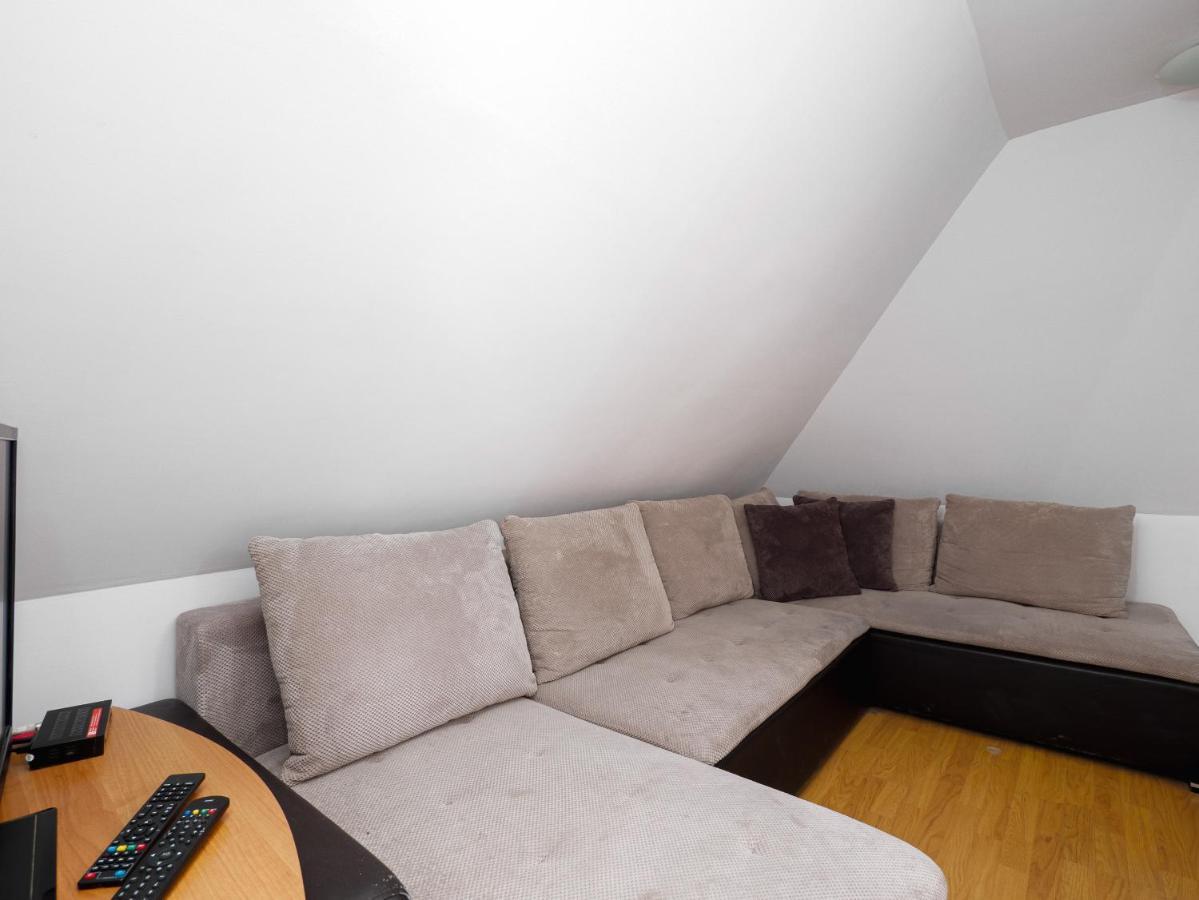 Maximus Apartment Krynica Morska Bagian luar foto